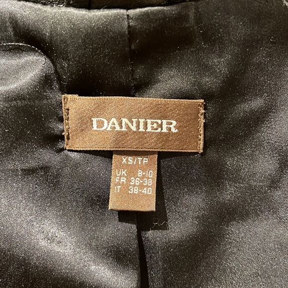 Danier Leather Jacket - Picture 6 of 7